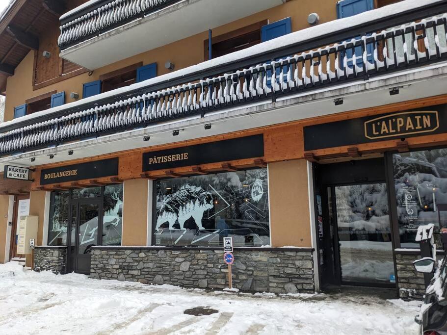 שאמוני Chalet L'Ilet Ensoleille /Sunny Island Chalet מראה חיצוני תמונה